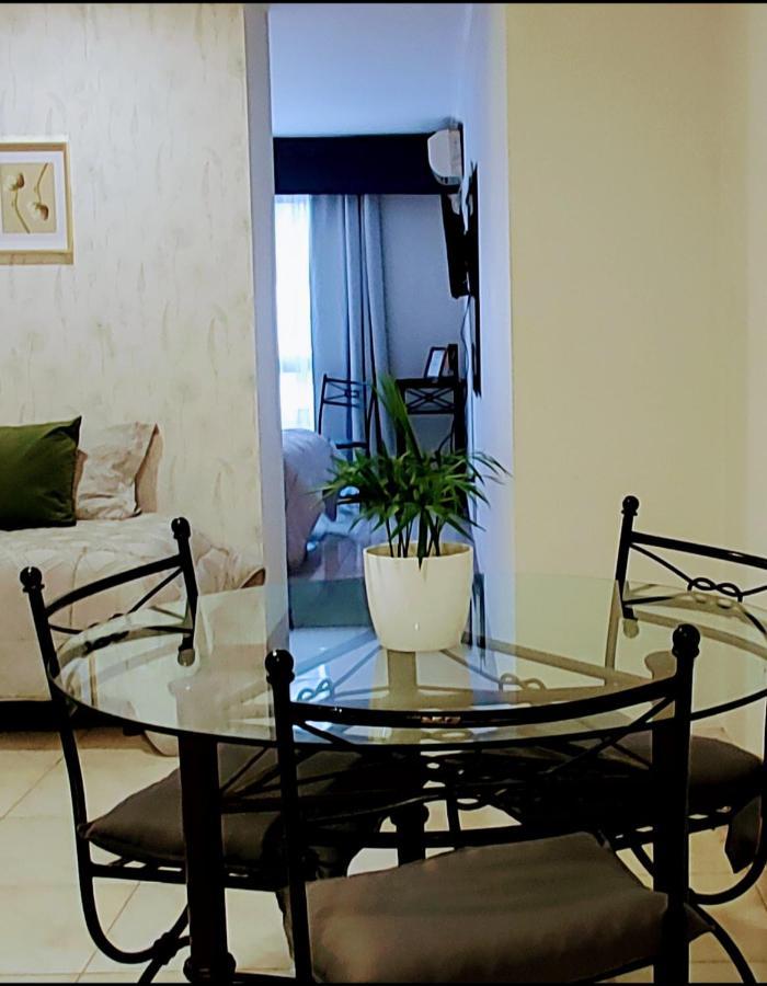Mendoza Suites 2 Bagian luar foto