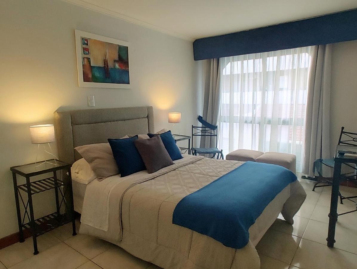 Mendoza Suites 2 Bagian luar foto