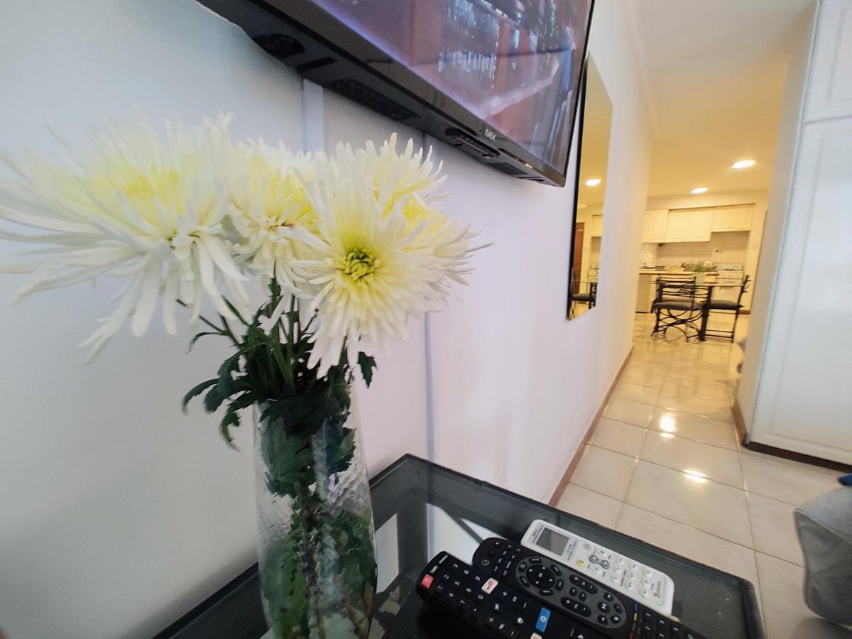 Mendoza Suites 2 Bagian luar foto